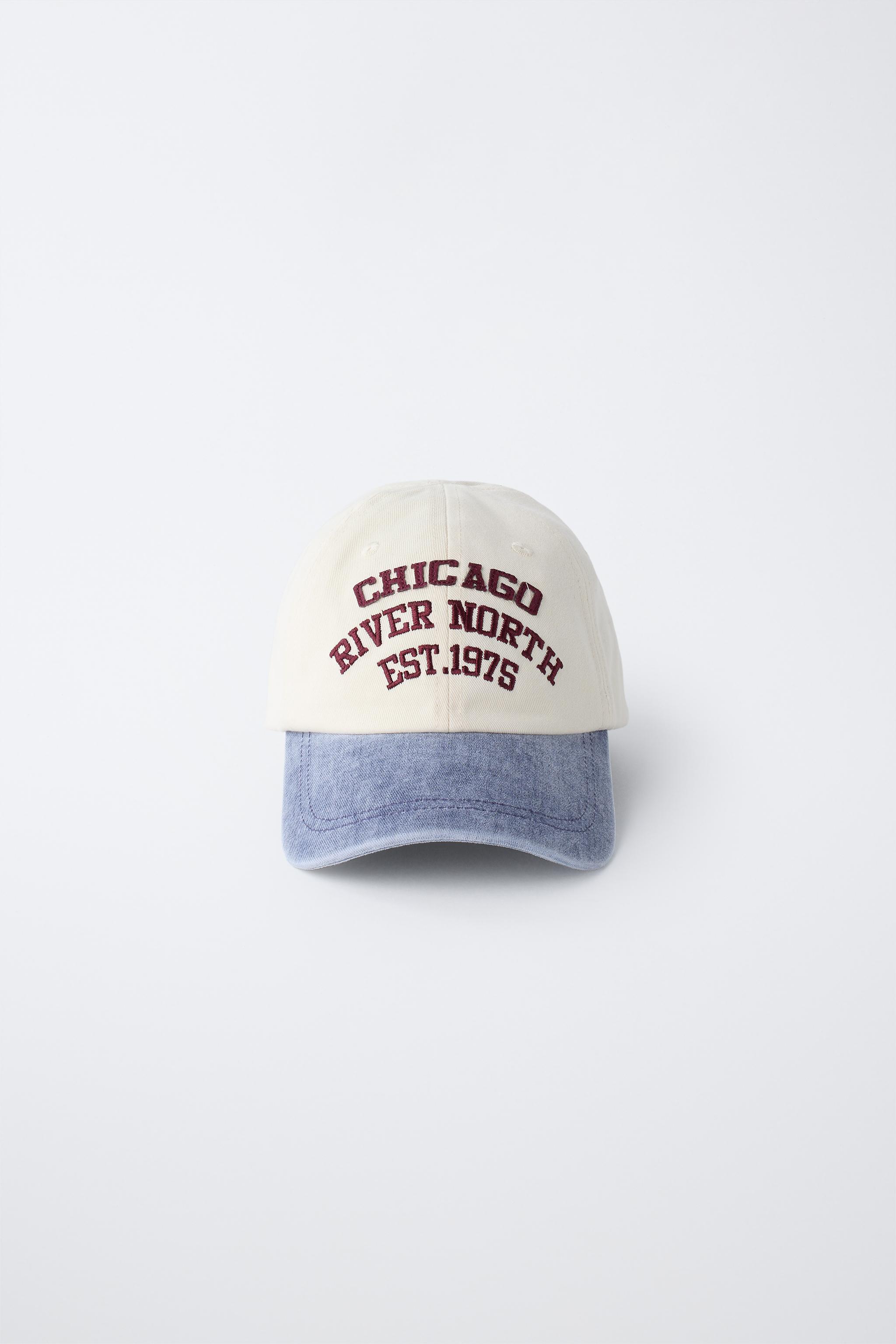 CASQUETTE VARSITY INSCRIPTION BRODÉE